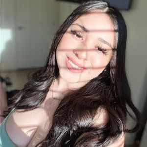 Meet your Posher, Alondra